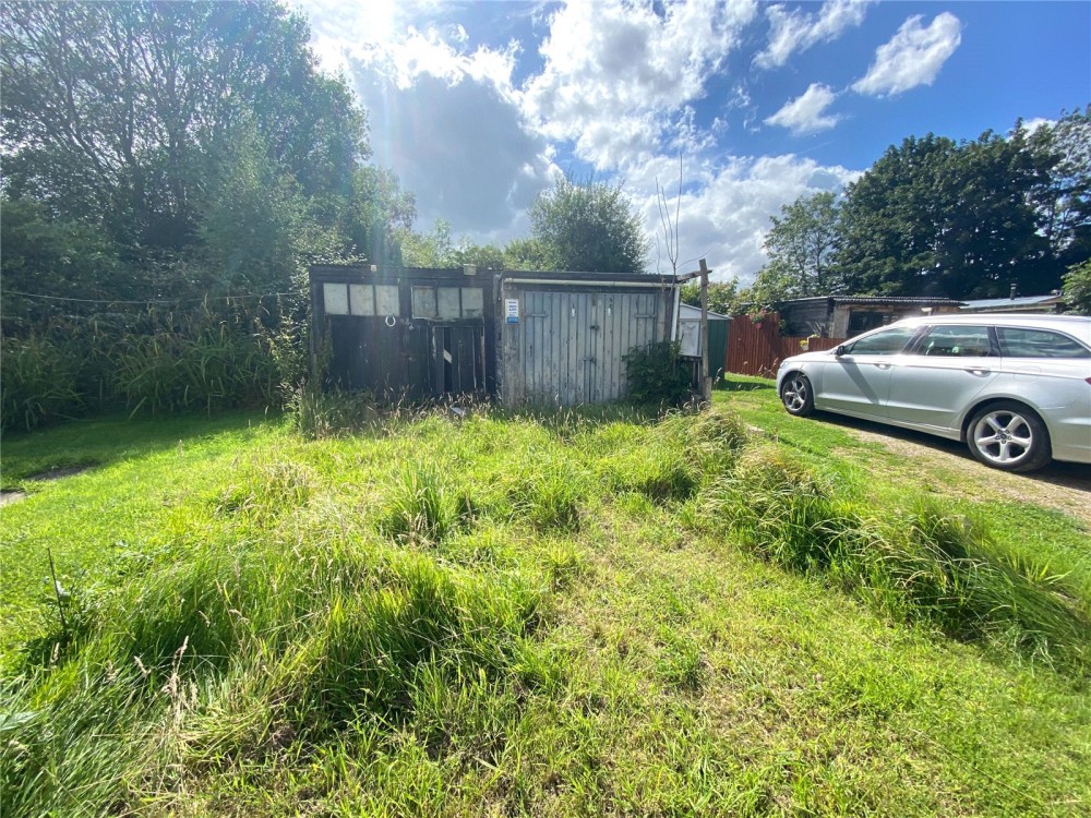 6 Springfield Terrace, Cullingworth, Bradford, West Yorkshire, BD13 5BJ