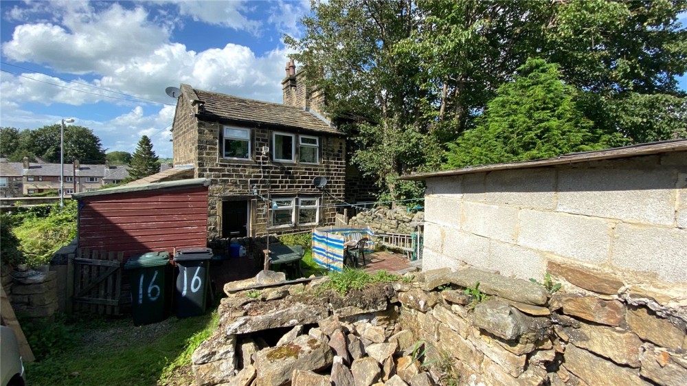 16 Cullingworth Gate, Cullingworth, West Yorkshire, BD13 5DH » Advanced