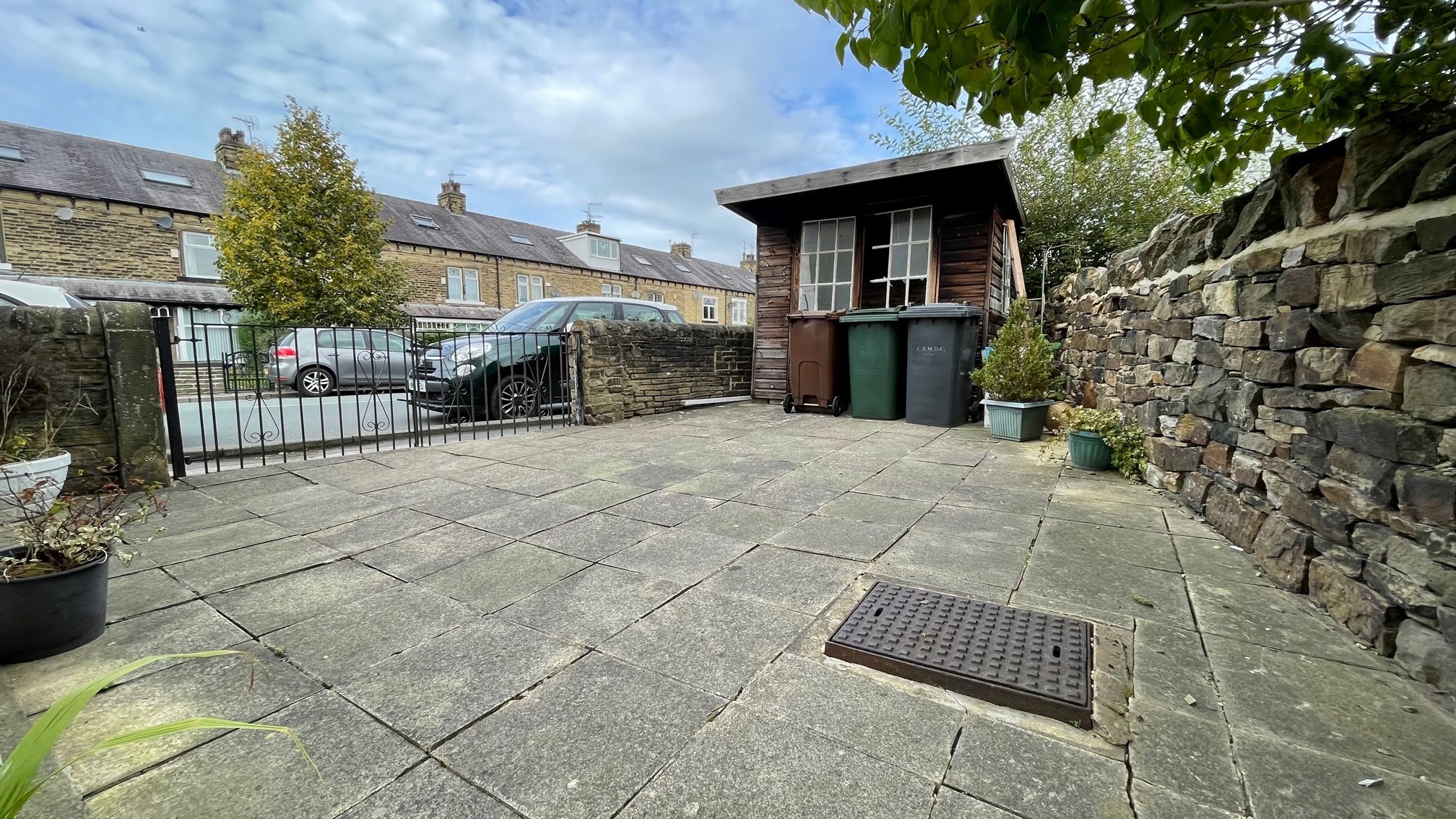 36 Frizinghall Road, Frizinghall, Bradford, West Yorkshire, BD9 4LD