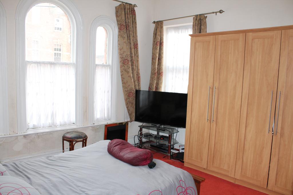 Eleanor Street, Grimsby, DN32 9DN » Advanced Property Auction