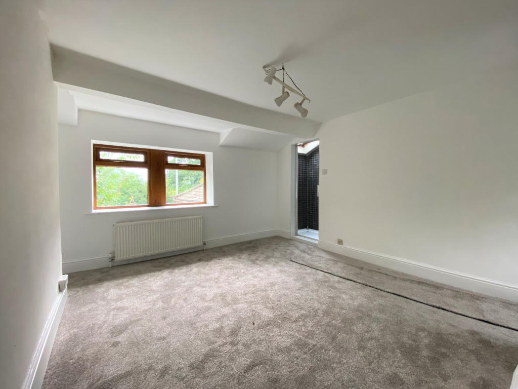 Grange Cottage, Keighley Road, Bingley, West Yorkshire, BD16 2AA