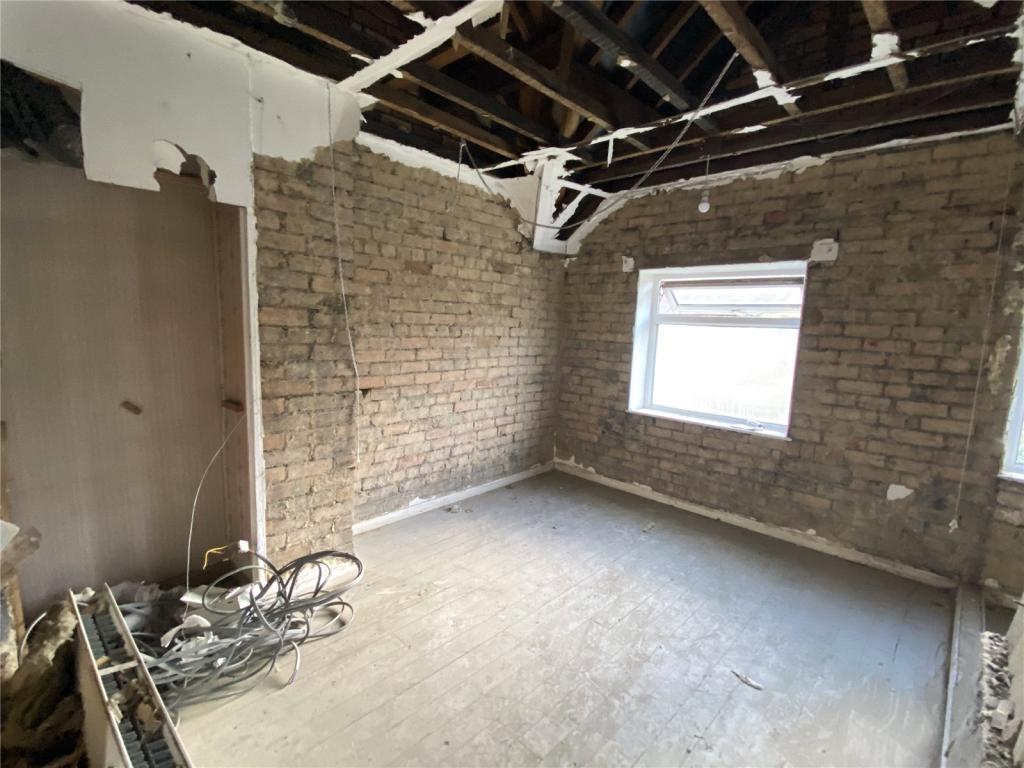 16 Manor Road, Bingley, West Yorkshire, BD16 1QA » Advanced Property