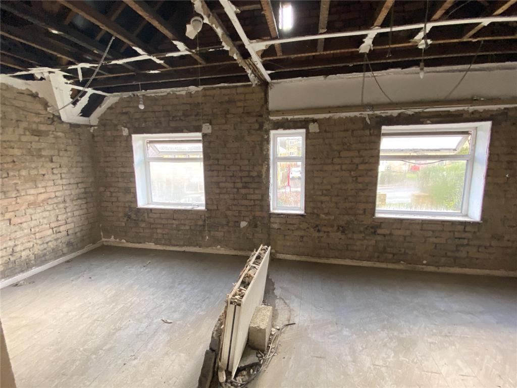 16 Manor Road, Bingley, West Yorkshire, BD16 1QA » Advanced Property