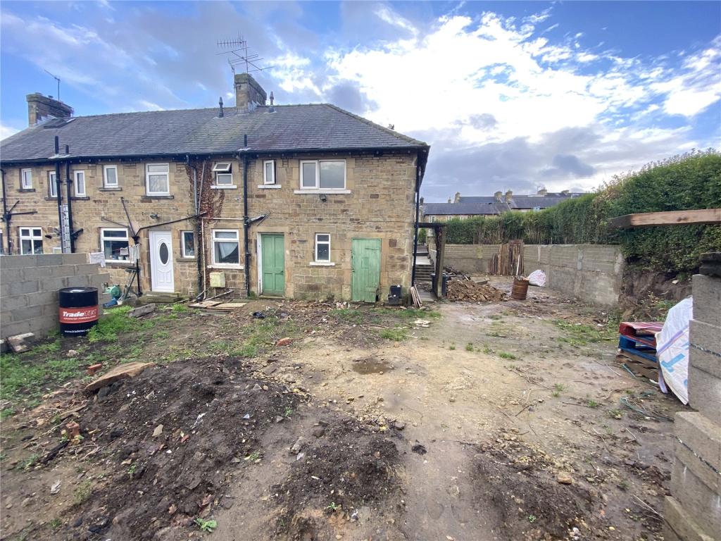 16 Manor Road, Bingley, West Yorkshire, BD16 1QA » Advanced Property