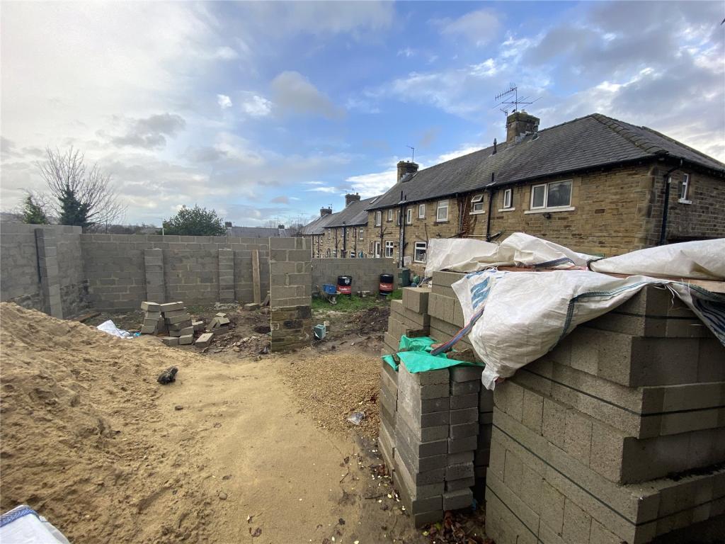 16 Manor Road, Bingley, West Yorkshire, BD16 1QA » Advanced Property