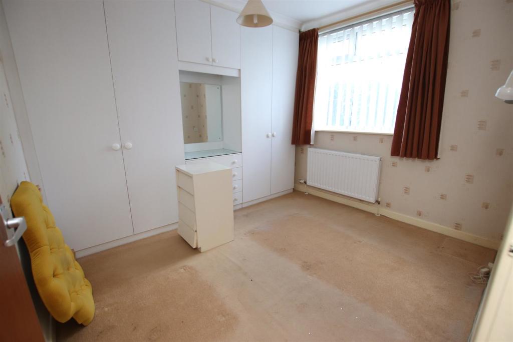 Santa Monica Road, Idle, Bradford, West Yorkshire, BD10 8QX » Advanced