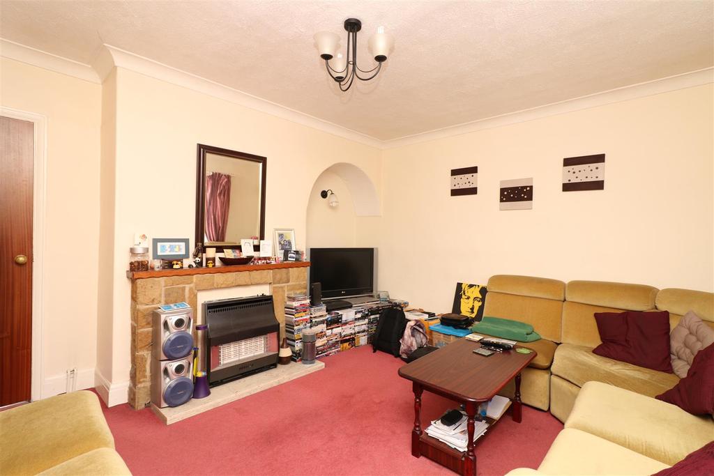 Sussex Avenue, Horsforth, Leeds, West Yorkshire, LS18 5NP » Advanced