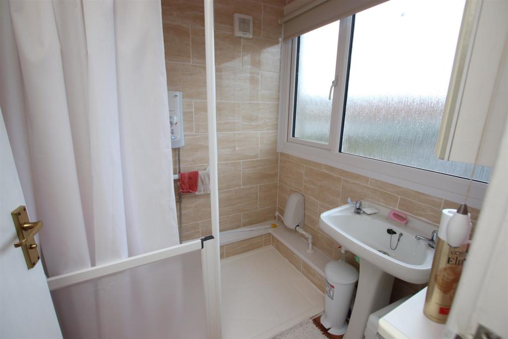 Tennyson Street, Guiseley, Leeds, West Yorkshire, LS20 9LN » Advanced