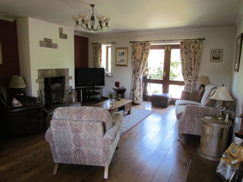 Stable Cottages, Hallas Lane, Cullingworth, Bradford, West Yorkshire